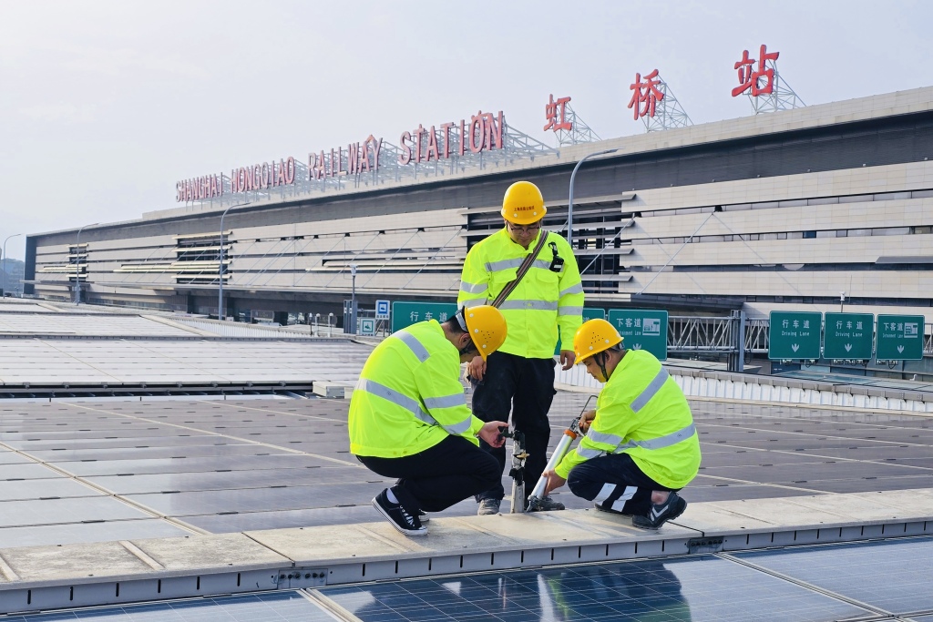 长三角铁路预计今日发送385万人次，同比增长3.9%